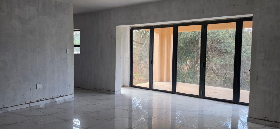 6 Bedroom Property for Sale in Buffelspoort Eco Estate North West